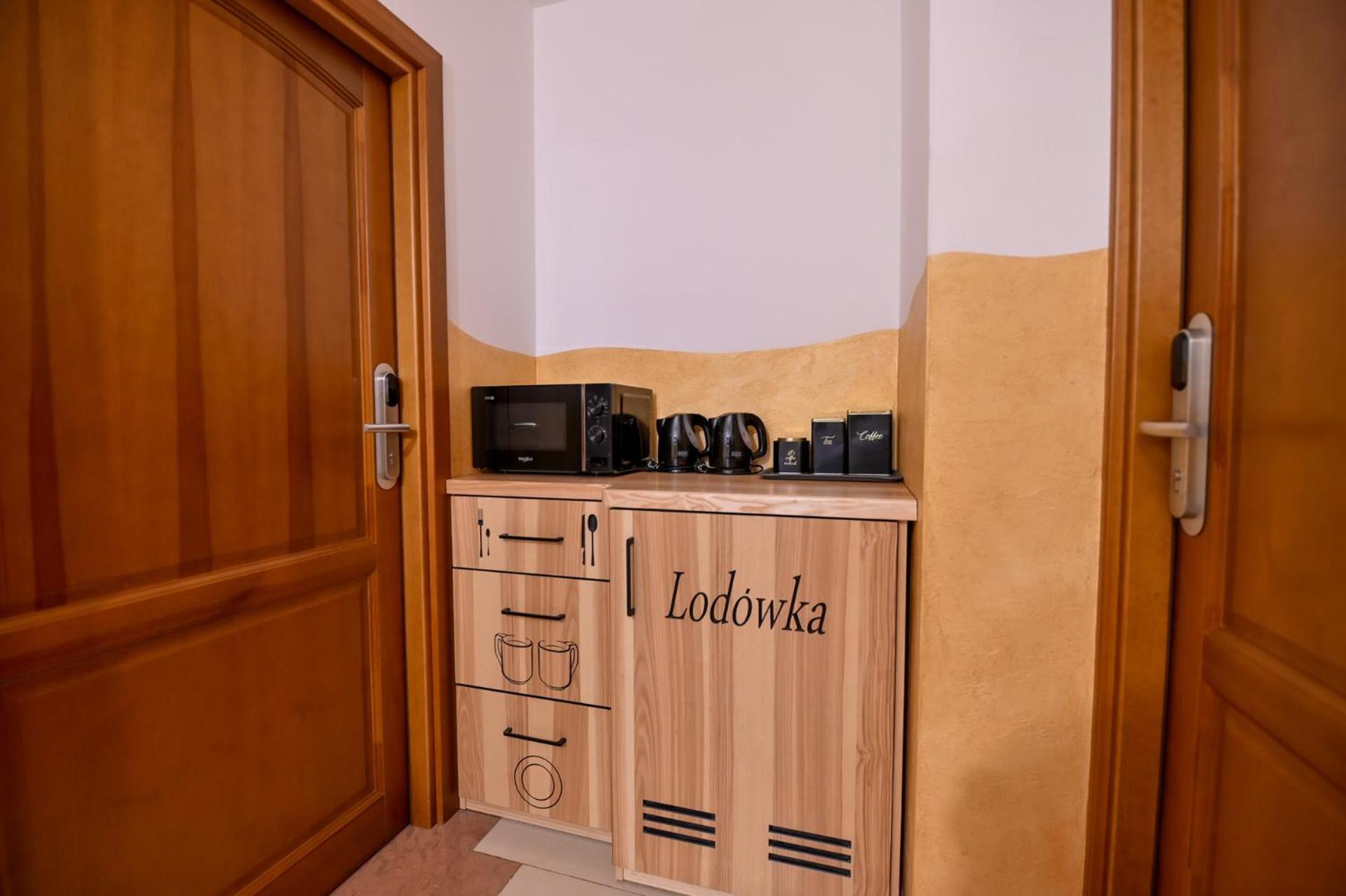 Pod Tatrami 2 - Swietna Lokalizacja, Obok Przystanku Ski Busa Oraz Restauracji, Duzy Parking Białka Tatrzańska Exteriér fotografie