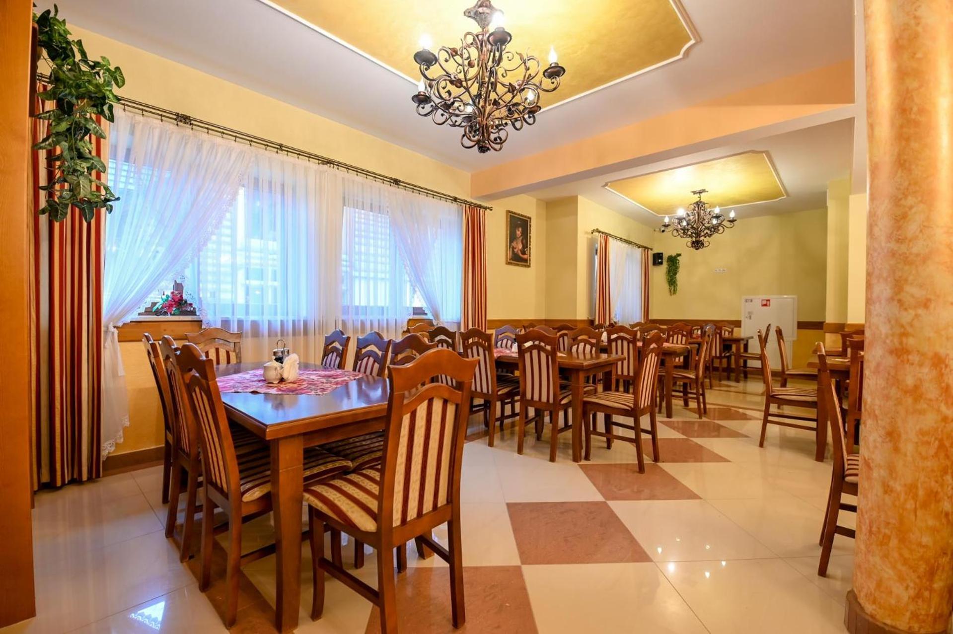 Pod Tatrami 2 - Swietna Lokalizacja, Obok Przystanku Ski Busa Oraz Restauracji, Duzy Parking Białka Tatrzańska Exteriér fotografie